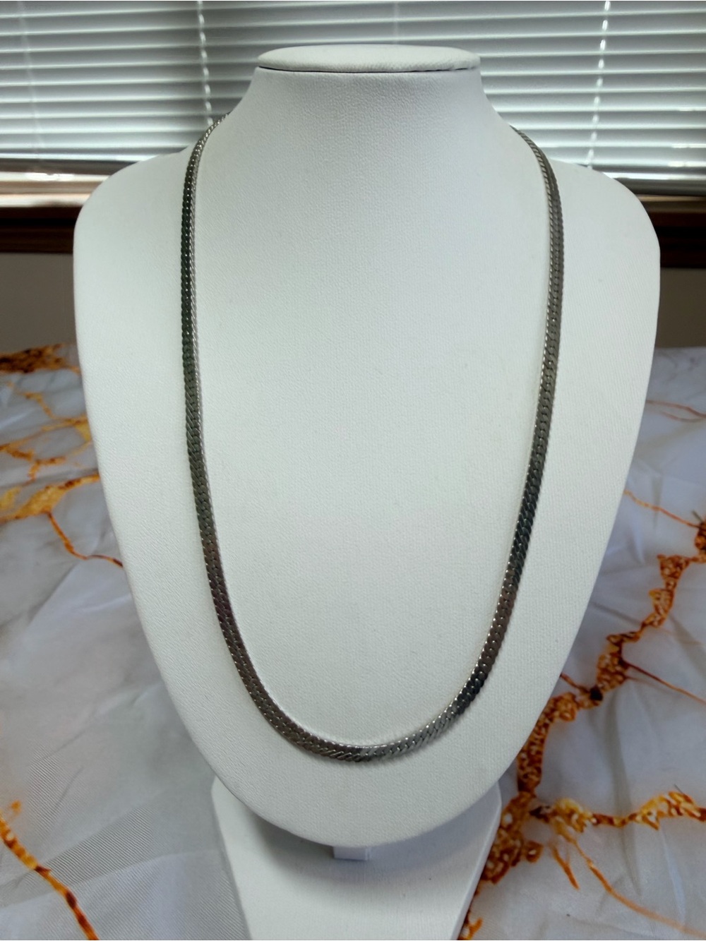 Monet vintage silver tone necklace